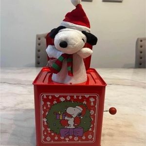 Snoopy Jack in the box